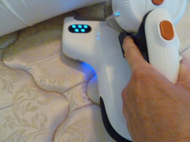 Mattress Vacuum Cleaner : UV Bed Vacuum Cleaner 500W 13Kpa Strong Suction, High Heating Tech, Deep Cleaning Bed Vacuum for Sofa/Bed/Fabric Surface(Corded,120V) photo review
