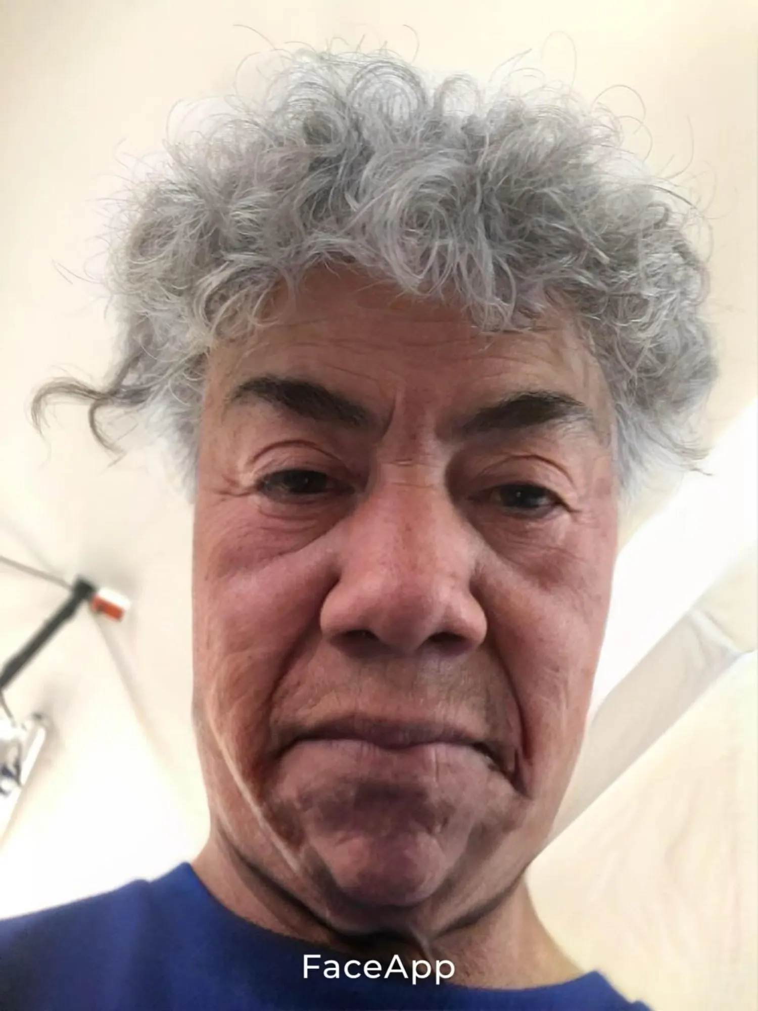 Protective Acrylic Case For Labubu V1/v2/v3  Transparent Portable Organizer Box Mystery Box Storage Case Display Bag photo review