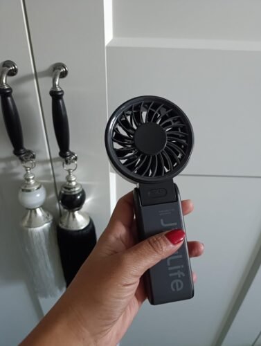 JISULIFE Handheld Fan Life7 – Ultimate Flexibility: High-Power Motor. LED Display. 19.5 Hrs Cooling. 5000mAh Rechargeable. 5-Speed. Foldable Design. 3-IN-1 Portable Fan for Travel Cruise Beach(Grey) photo review