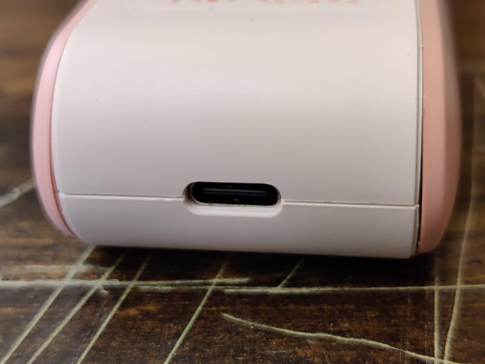 JISULIFE Handheld Fan Life7 – Ultimate Flexibility: High-Power Motor. LED Display. 19.5 Hrs Cooling. 5000mAh Rechargeable. 5-Speed. Foldable Design. 3-IN-1 Portable Fan for Travel Cruise Beach(Grey) photo review