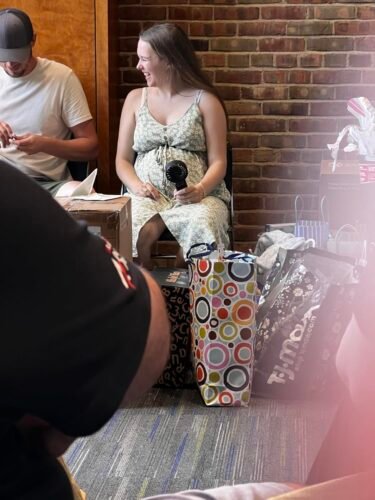 JISULIFE Handheld Fan Life7 – Ultimate Flexibility: High-Power Motor. LED Display. 19.5 Hrs Cooling. 5000mAh Rechargeable. 5-Speed. Foldable Design. 3-IN-1 Portable Fan for Travel Cruise Beach(Grey) photo review