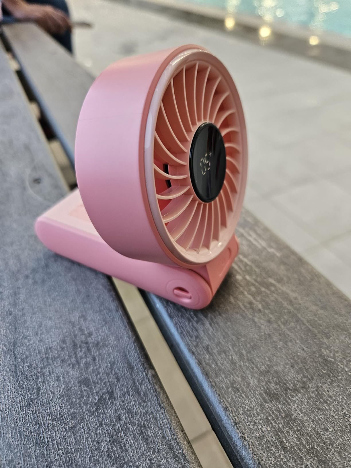 JISULIFE Handheld Fan Life7 – Ultimate Flexibility: High-Power Motor. LED Display. 19.5 Hrs Cooling. 5000mAh Rechargeable. 5-Speed. Foldable Design. 3-IN-1 Portable Fan for Travel Cruise Beach(Grey) photo review