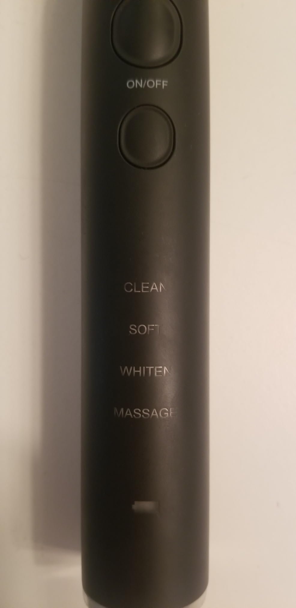 Aquasonic Black Series Ultra Whitening Toothbrush – ADA Accepted Electric Toothbrush- 8 Brush Heads & Travel Case – 40.000 VPM Electric Motor & Wireless Charging - 4 Modes w Smart Timer photo review