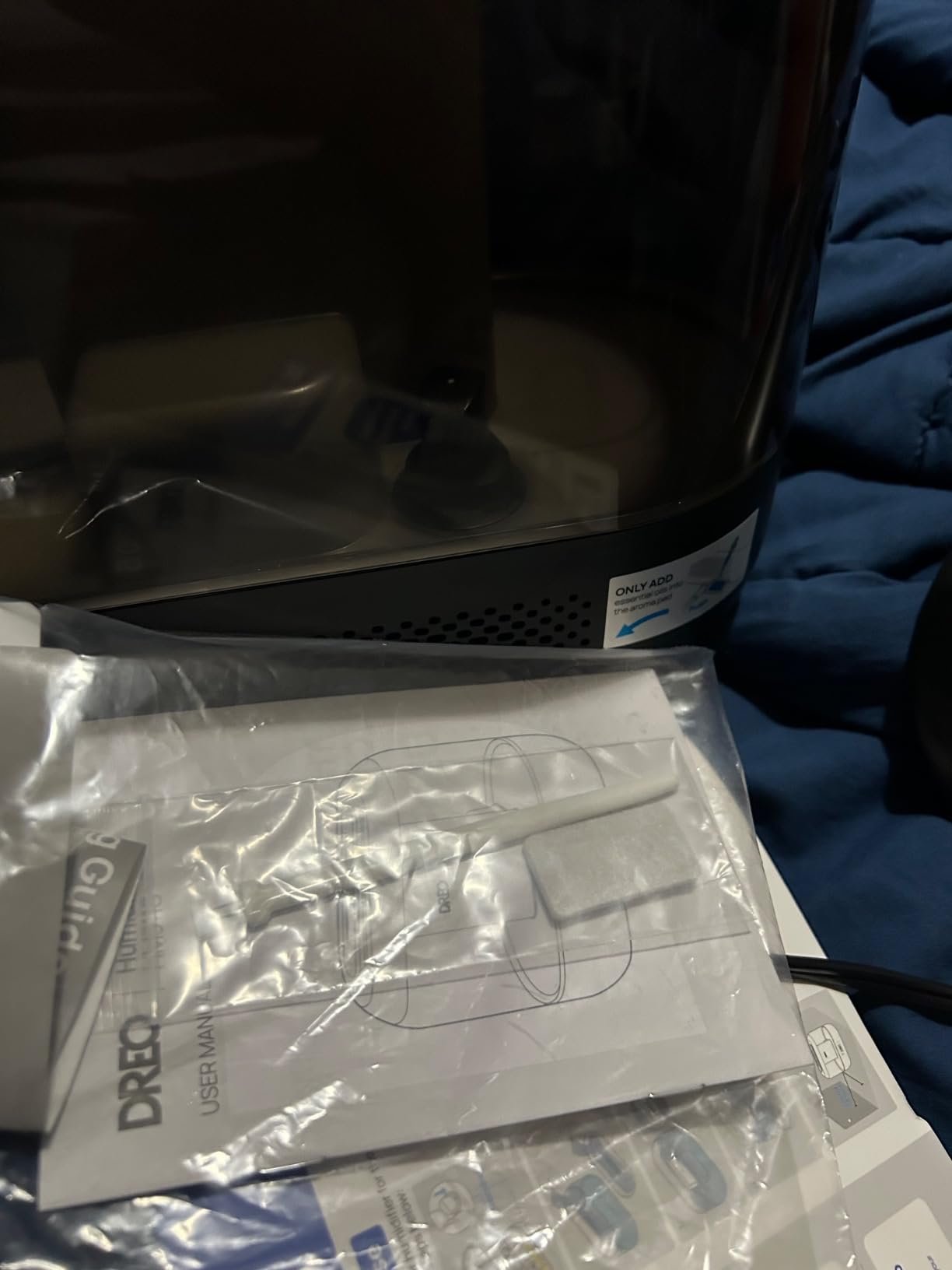 Dreo Smart Humidifiers for Bedroom. Top Fill 4L Supersized Humidifier Large Room with 28 dB. 36H Runtime. Touch/APP/Voice Control. Nightlight. Cool Mist Humidifiers for Baby. Plants. Indoor. Black photo review