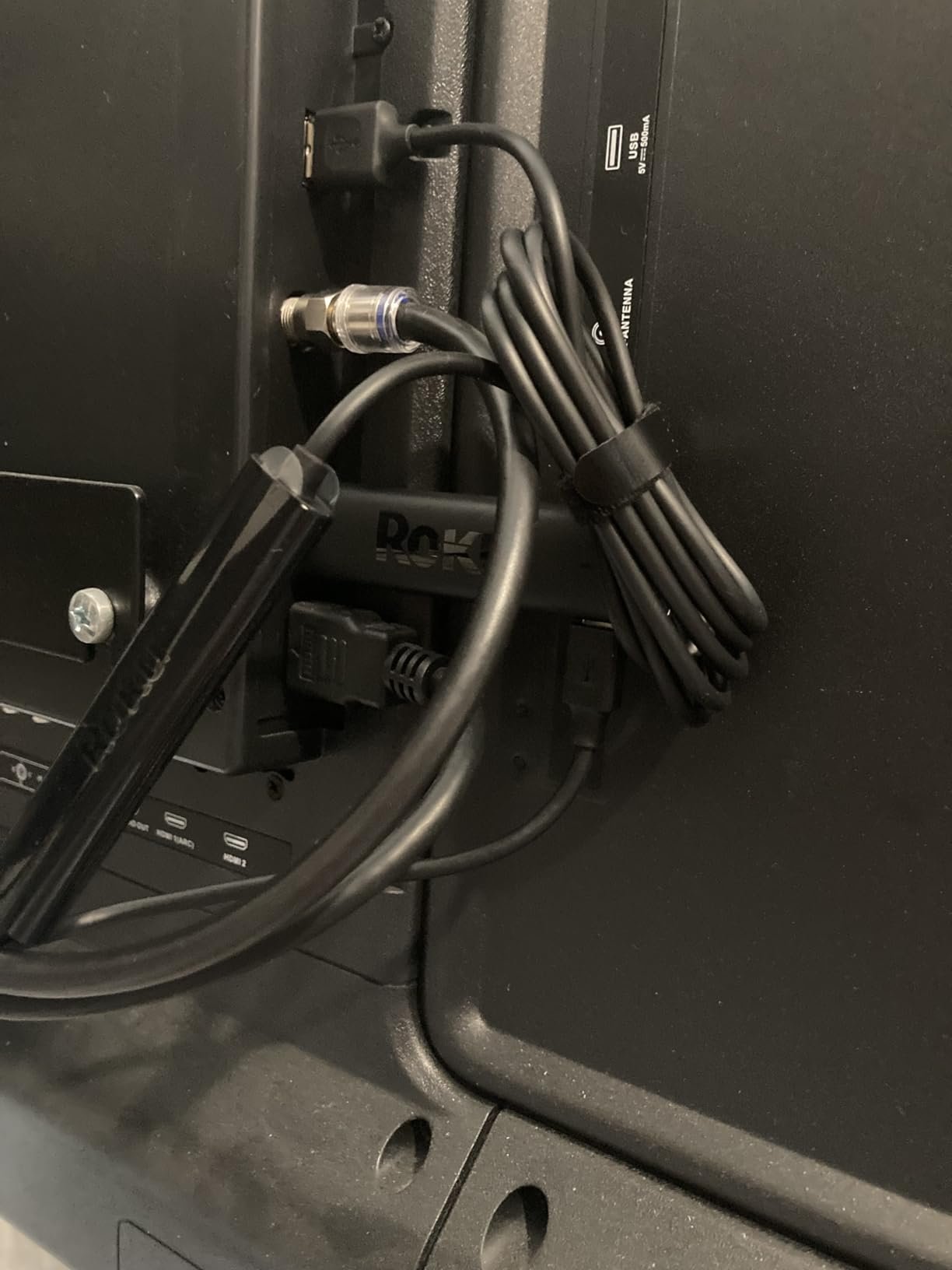 Roku Streaming Stick 4K - HDR & Dolby Vision Roku Streaming Device for TV with Voice Remote & Long-Range Wi-Fi - Free & Live TV photo review