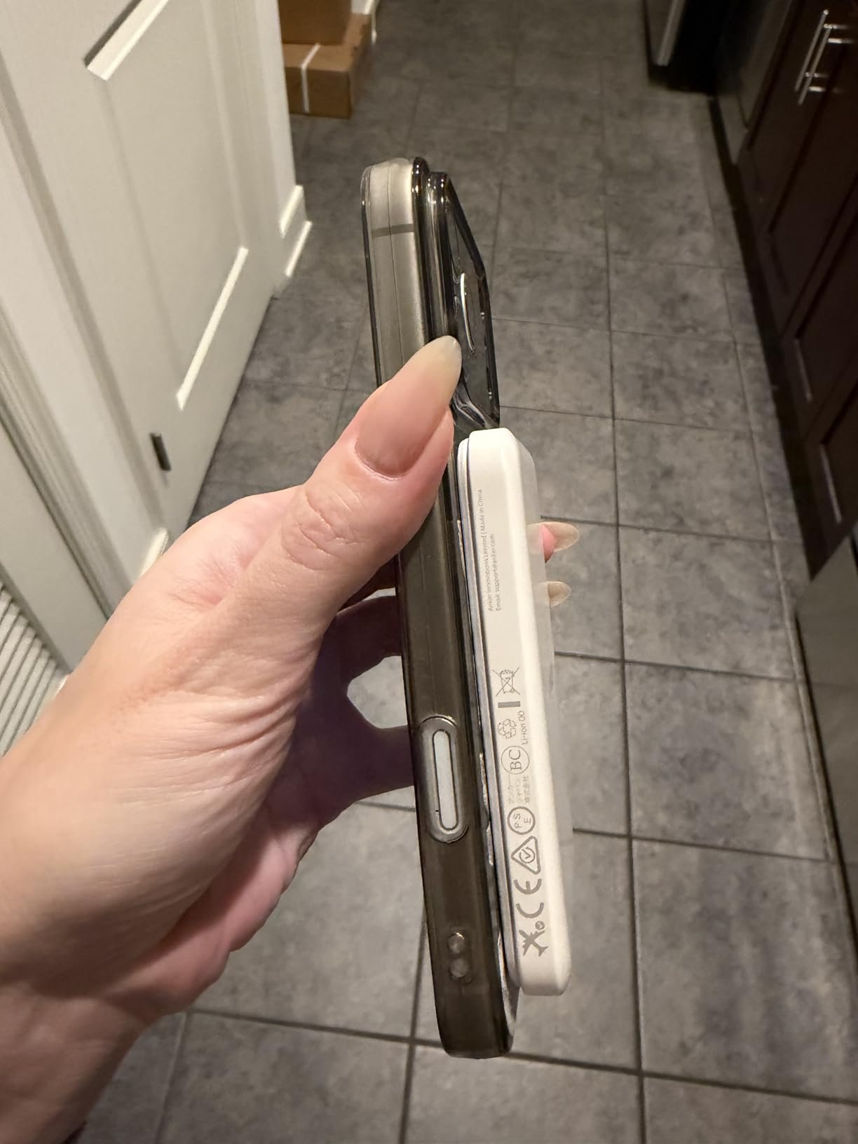 Anker 621 Magnetic Portable Charger (MagGo). 5.000mAh Wireless Power Bank with USB-C Cable. Magsafe-Compatible Battery Pack for iPhone 16/15/14/13/12 Series photo review