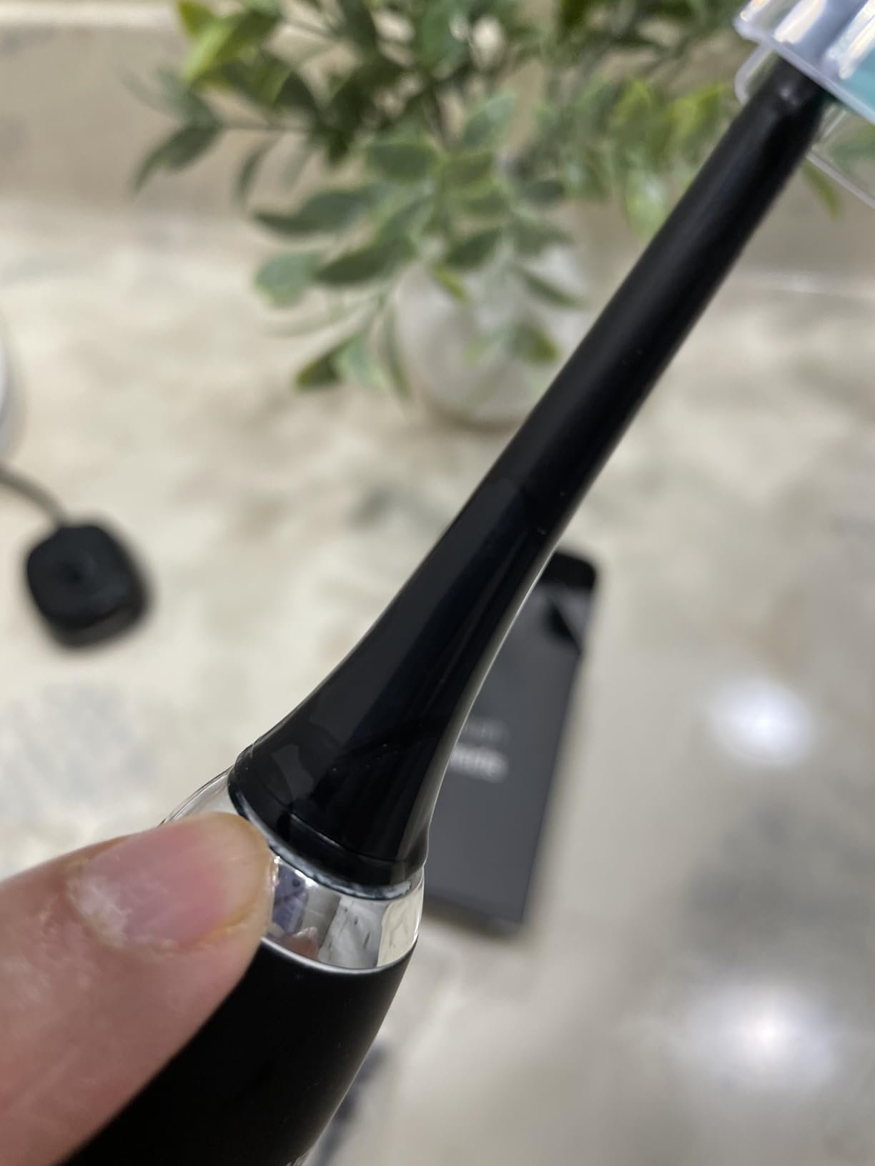 Aquasonic Black Series Ultra Whitening Toothbrush – ADA Accepted Electric Toothbrush- 8 Brush Heads & Travel Case – 40.000 VPM Electric Motor & Wireless Charging - 4 Modes w Smart Timer photo review