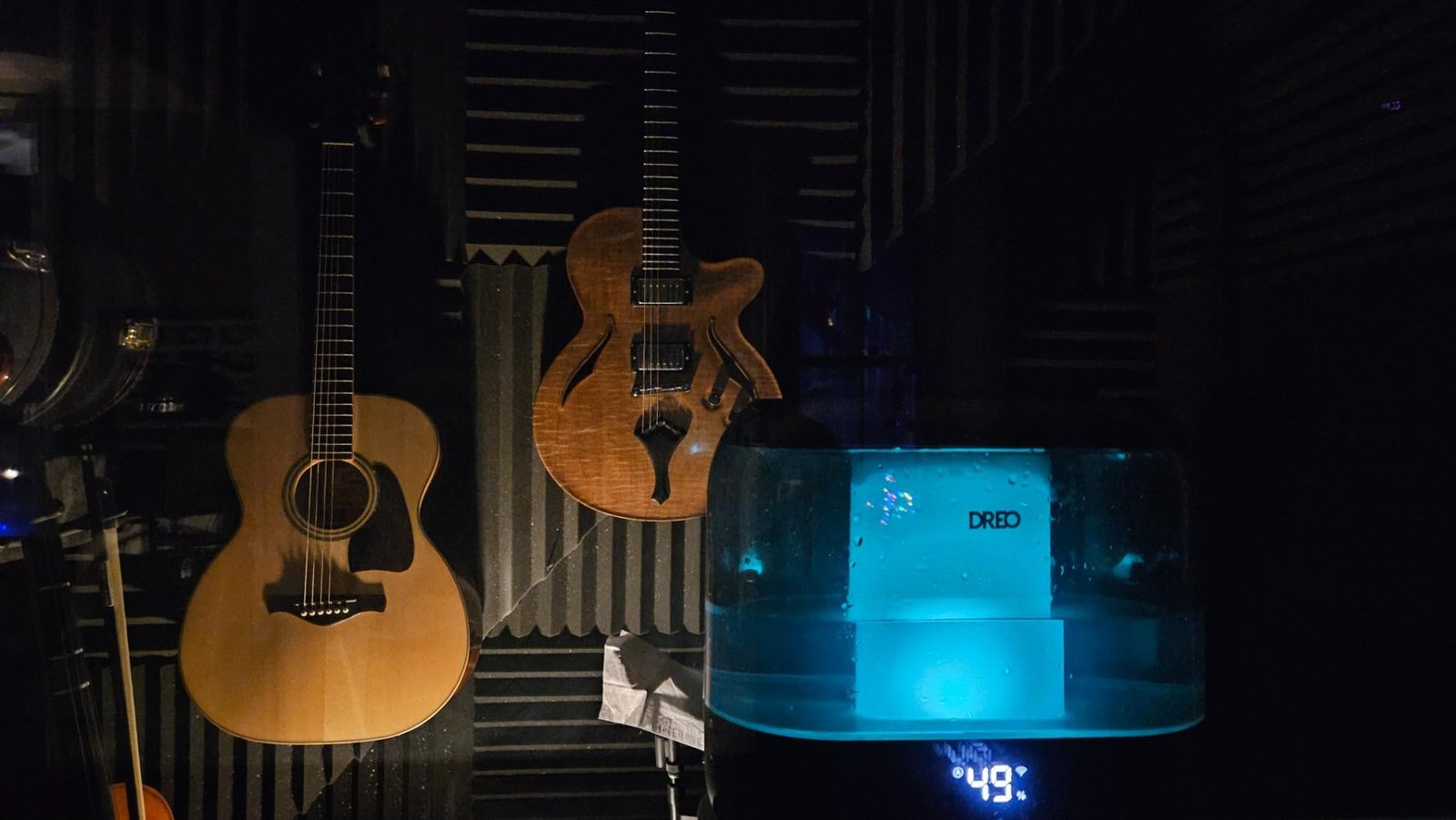 Dreo Smart Humidifiers for Bedroom. Top Fill 4L Supersized Humidifier Large Room with 28 dB. 36H Runtime. Touch/APP/Voice Control. Nightlight. Cool Mist Humidifiers for Baby. Plants. Indoor. Black photo review