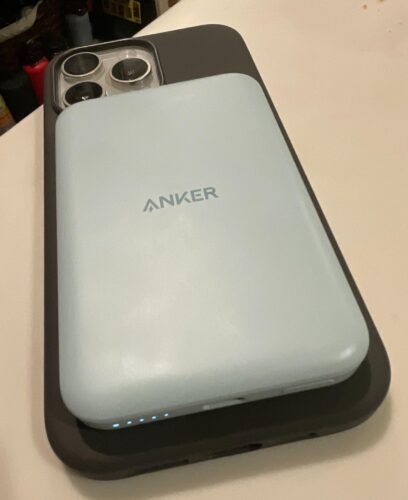Anker 621 Magnetic Portable Charger (MagGo). 5.000mAh Wireless Power Bank with USB-C Cable. Magsafe-Compatible Battery Pack for iPhone 16/15/14/13/12 Series photo review