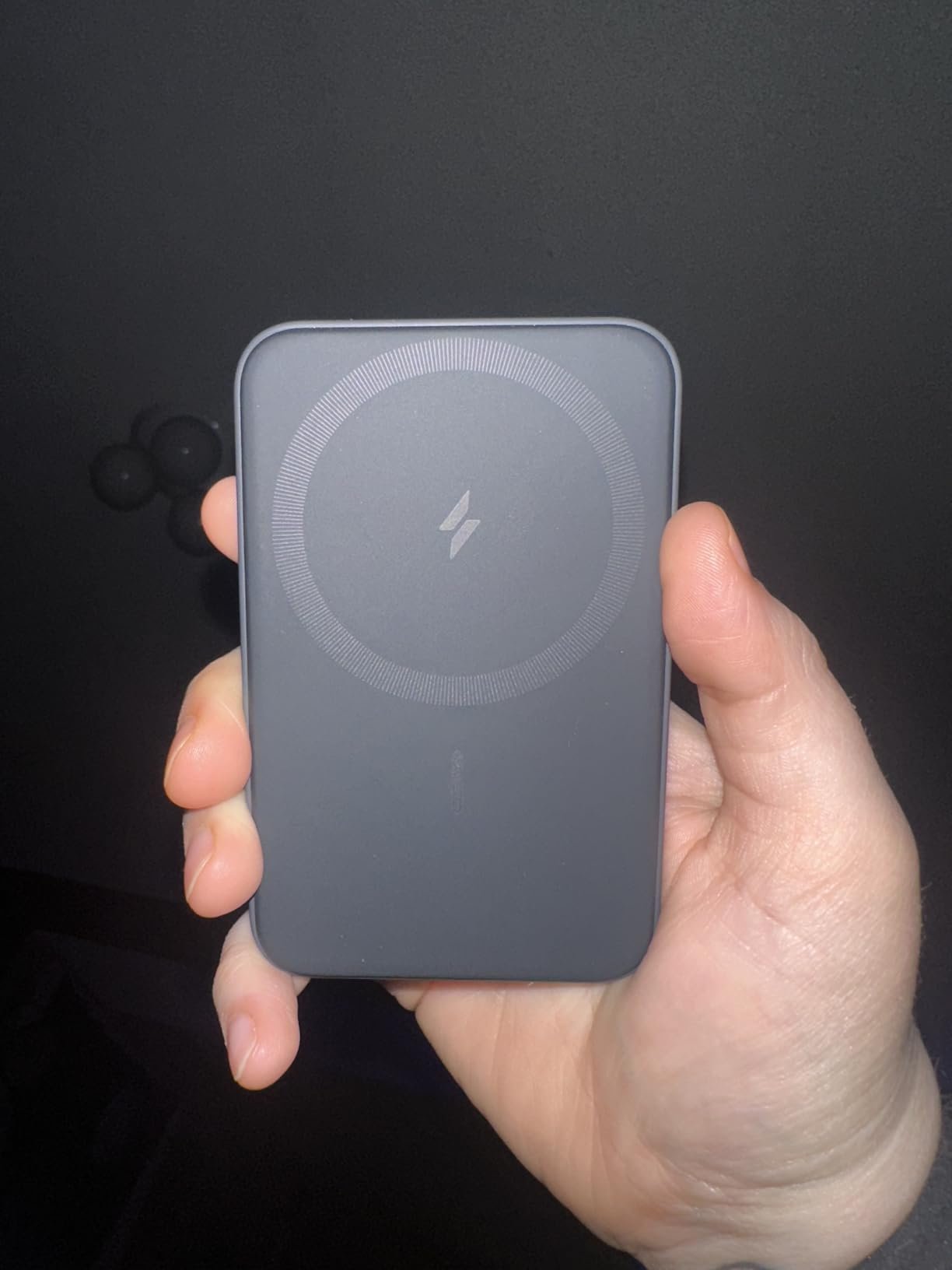 Anker 621 Magnetic Portable Charger (MagGo). 5.000mAh Wireless Power Bank with USB-C Cable. Magsafe-Compatible Battery Pack for iPhone 16/15/14/13/12 Series photo review