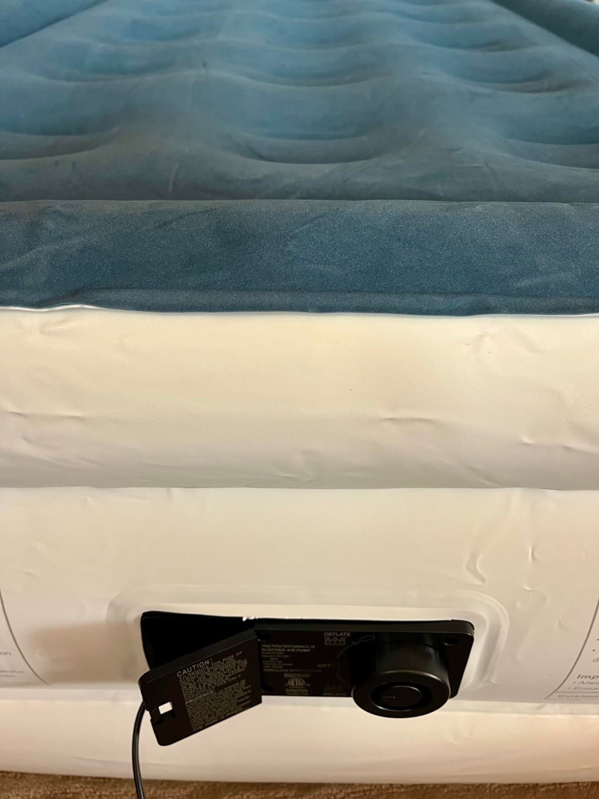 Queen Air Mattress with Built-in Pump. 18 Raised Blow Up Mattress. 800 lbs Max Honeycomb Air Bed. 48Hr Leak-Proof Test. 3min Inflatable Mattress for Home. Guests. Camping. Colchones inflables photo review