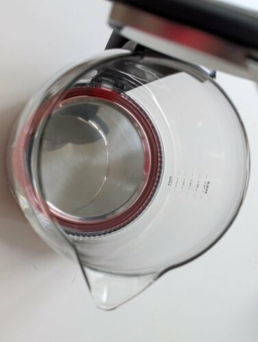 Cosori Electric Kettle. No Plastic Contact With Water. Wide Mouth For Easy Cleaning. Auto Shut Off. 1.7L Tea Kettle & Hot Water Boiler. Water Heater & Teapot. Borosilicate Glass. Black. 1500W photo review