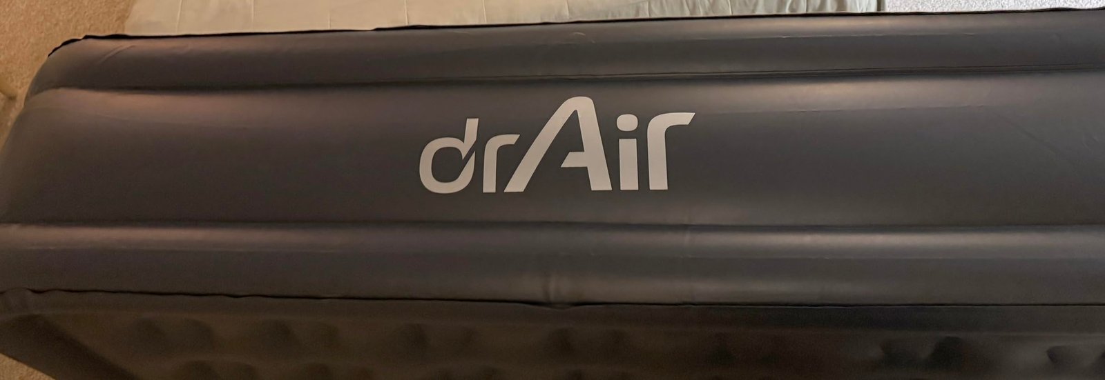 Queen Air Mattress with Built-in Pump. 18 Raised Blow Up Mattress. 800 lbs Max Honeycomb Air Bed. 48Hr Leak-Proof Test. 3min Inflatable Mattress for Home. Guests. Camping. Colchones inflables photo review