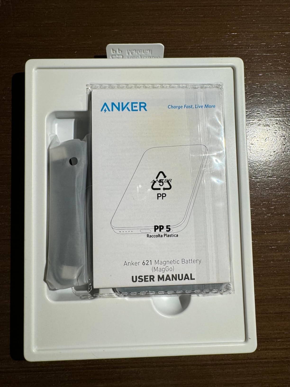 Anker 621 Magnetic Portable Charger (MagGo). 5.000mAh Wireless Power Bank with USB-C Cable. Magsafe-Compatible Battery Pack for iPhone 16/15/14/13/12 Series photo review