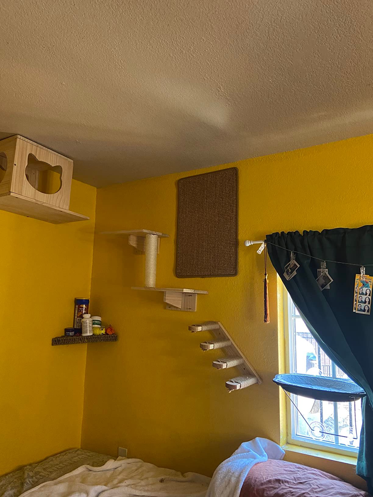 FUKUMARU Cat Scratcher Mat. 23.6 X 15.7 Inch Natural Sisal Cat Scratch Mats. Horizontal Cat Floor Scratching Pad Rug with Sticky Tapes. Protect Couch and Carpets photo review