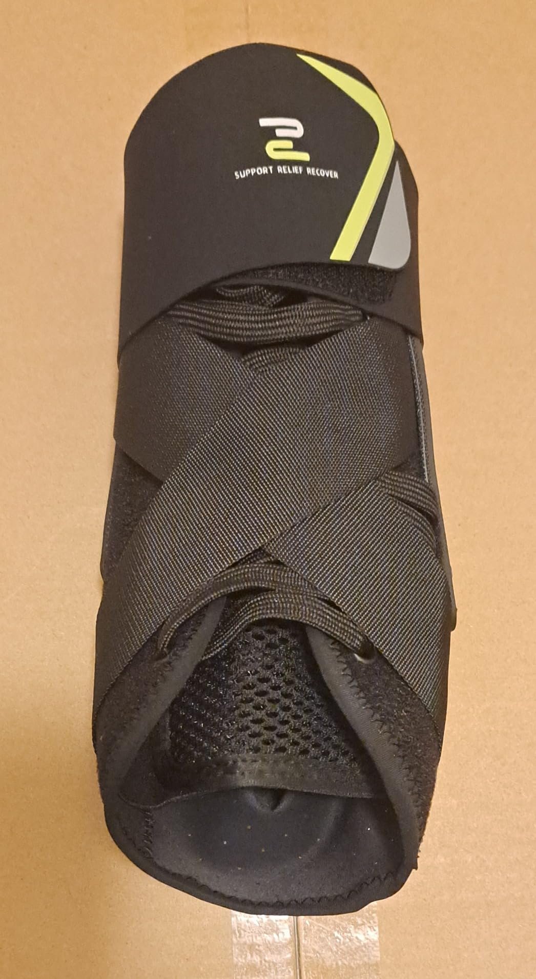 Quick Lace Up Ankle Brace with Side Stabilizing Pads. Slim Fit Ankle Support Brace. Adjustable & Breathable Ankle Support for Men Women. Ankle Stabilizer for Sprain.Injury Recovery.Sports.XL photo review