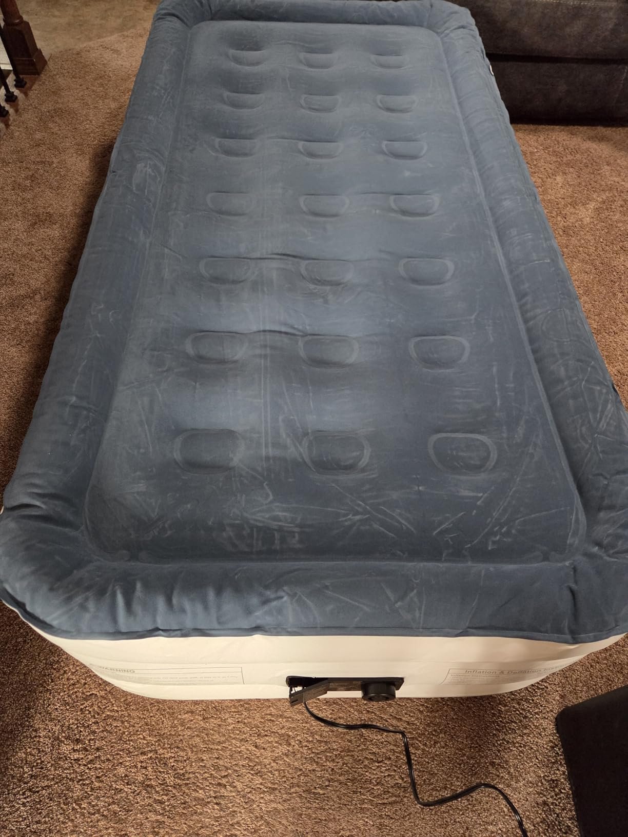 Queen Air Mattress with Built-in Pump. 18 Raised Blow Up Mattress. 800 lbs Max Honeycomb Air Bed. 48Hr Leak-Proof Test. 3min Inflatable Mattress for Home. Guests. Camping. Colchones inflables photo review
