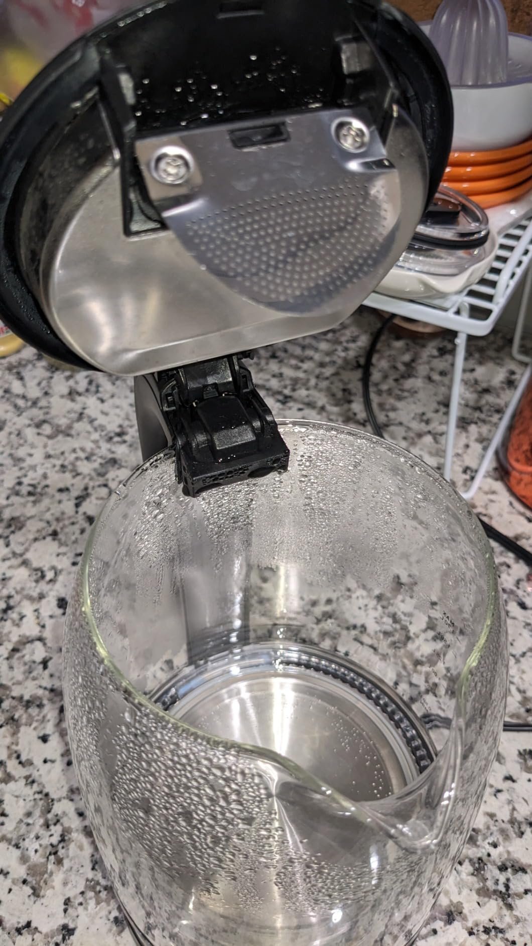 Cosori Electric Kettle. No Plastic Contact With Water. Wide Mouth For Easy Cleaning. Auto Shut Off. 1.7L Tea Kettle & Hot Water Boiler. Water Heater & Teapot. Borosilicate Glass. Black. 1500W photo review