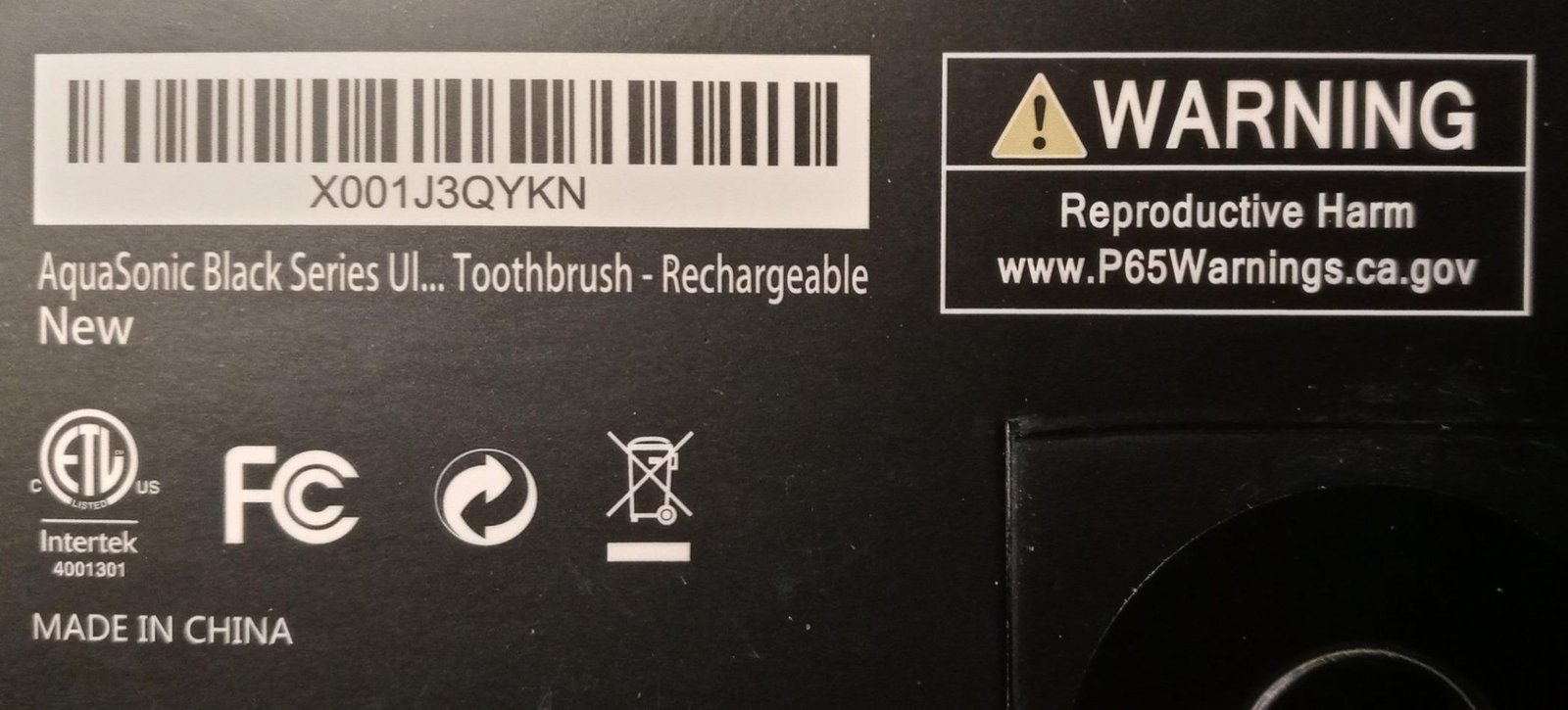 Aquasonic Black Series Ultra Whitening Toothbrush – ADA Accepted Electric Toothbrush- 8 Brush Heads & Travel Case – 40.000 VPM Electric Motor & Wireless Charging - 4 Modes w Smart Timer photo review