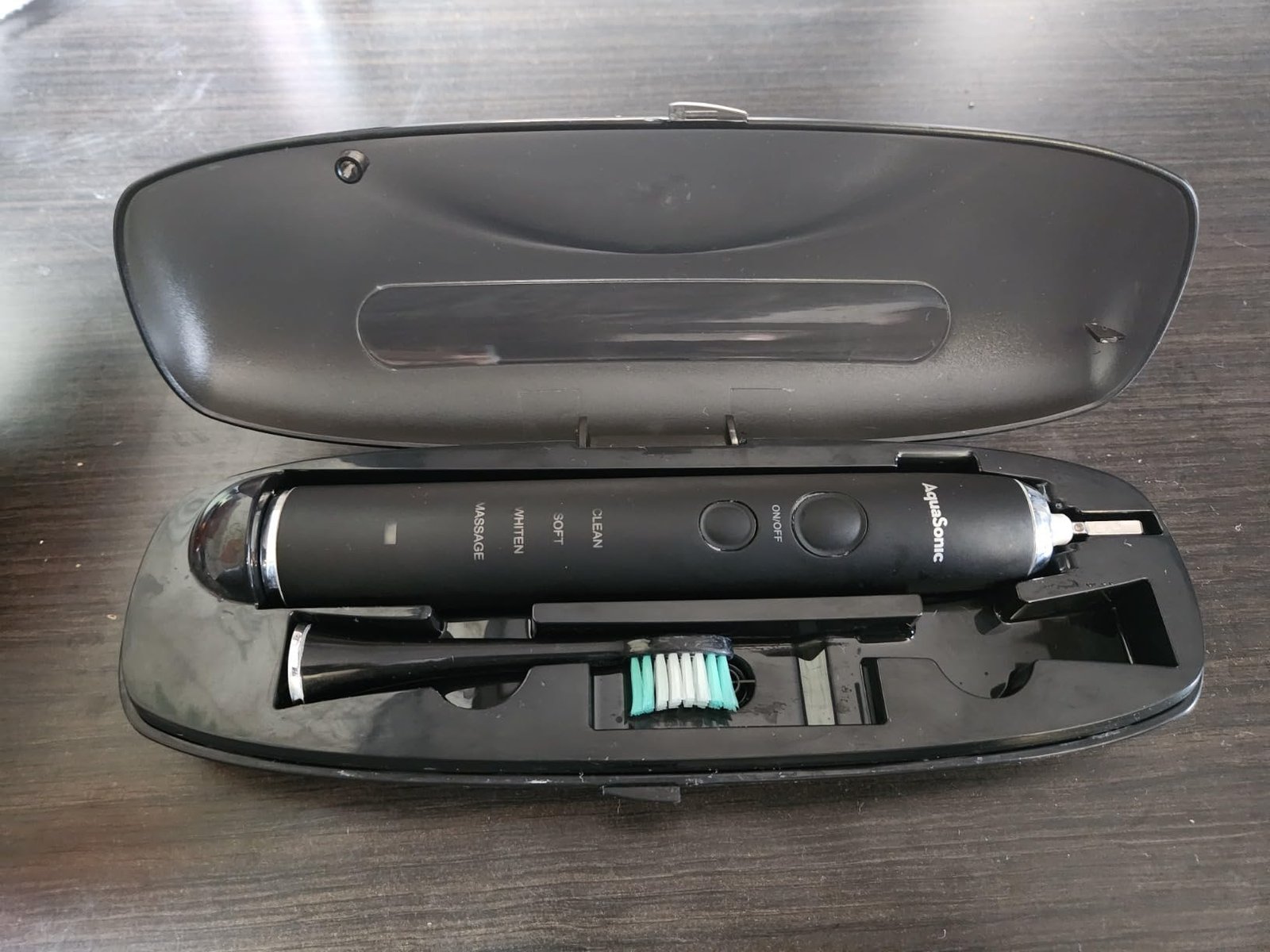 Aquasonic Black Series Ultra Whitening Toothbrush – ADA Accepted Electric Toothbrush- 8 Brush Heads & Travel Case – 40.000 VPM Electric Motor & Wireless Charging - 4 Modes w Smart Timer photo review