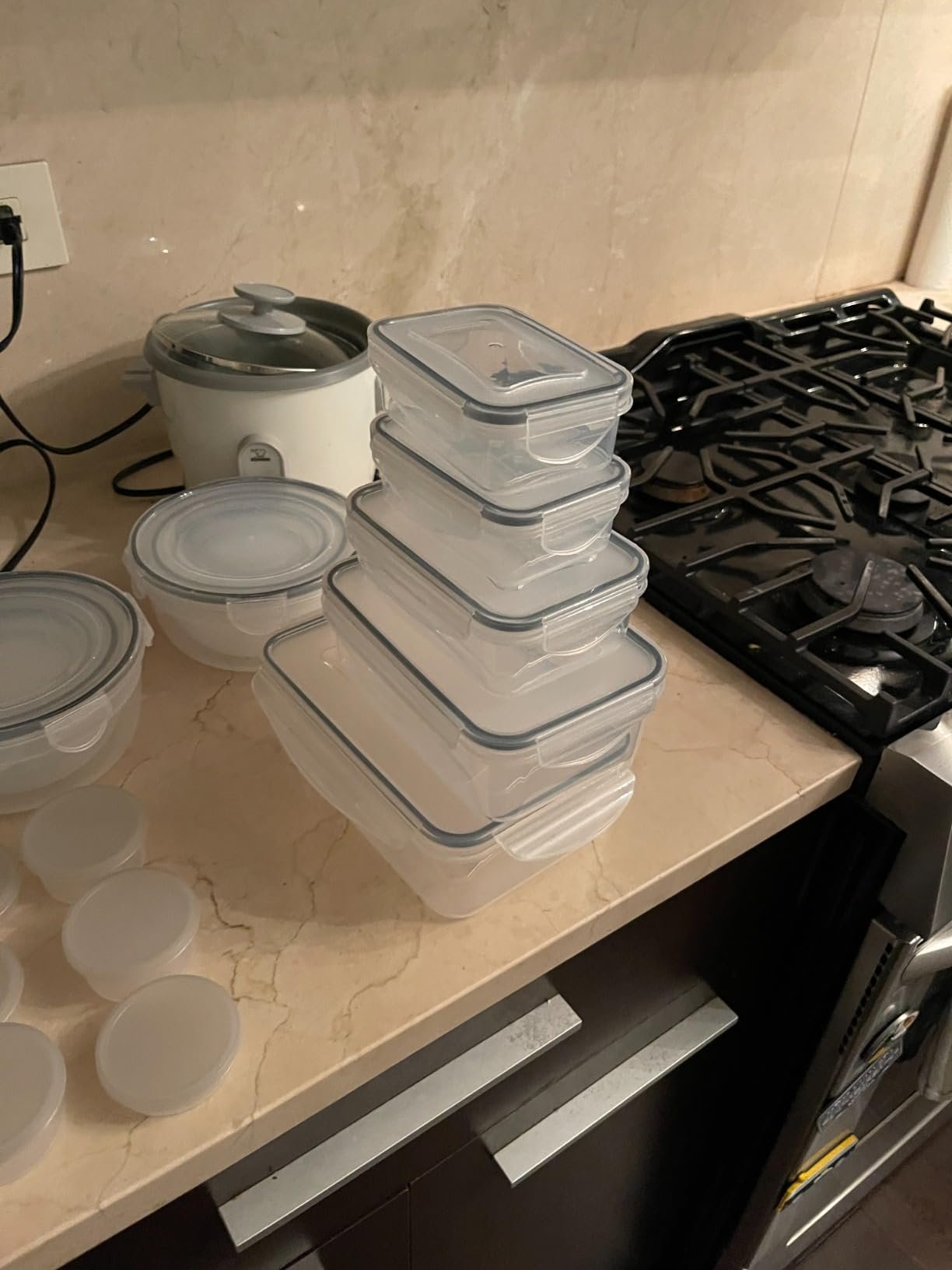 JSCARES 40 PCS Food Storage Containers with Lids Airtight (20 Lids &20 Containers) - Leakproof Meal-Prep Containers for Kitchen Storage Reusable Plastic Microwave/Dishwasher Safe with Labels & Pen photo review