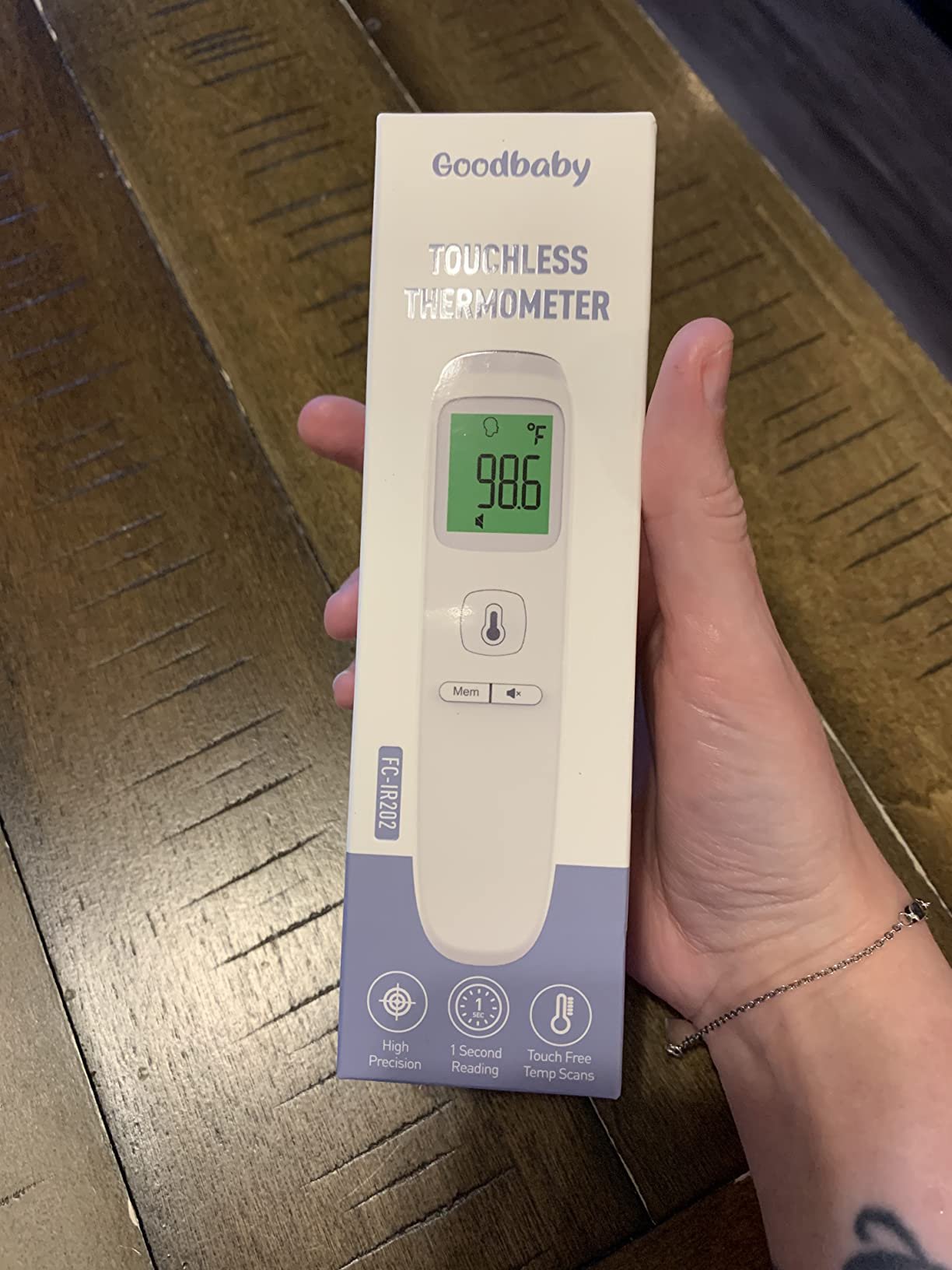 No-Touch Thermometer for Adults and Kids. Accurate Digital Baby Thermometer. Fever Alarm & Silent Mode. 2 in 1 Forehead & Object Mode photo review