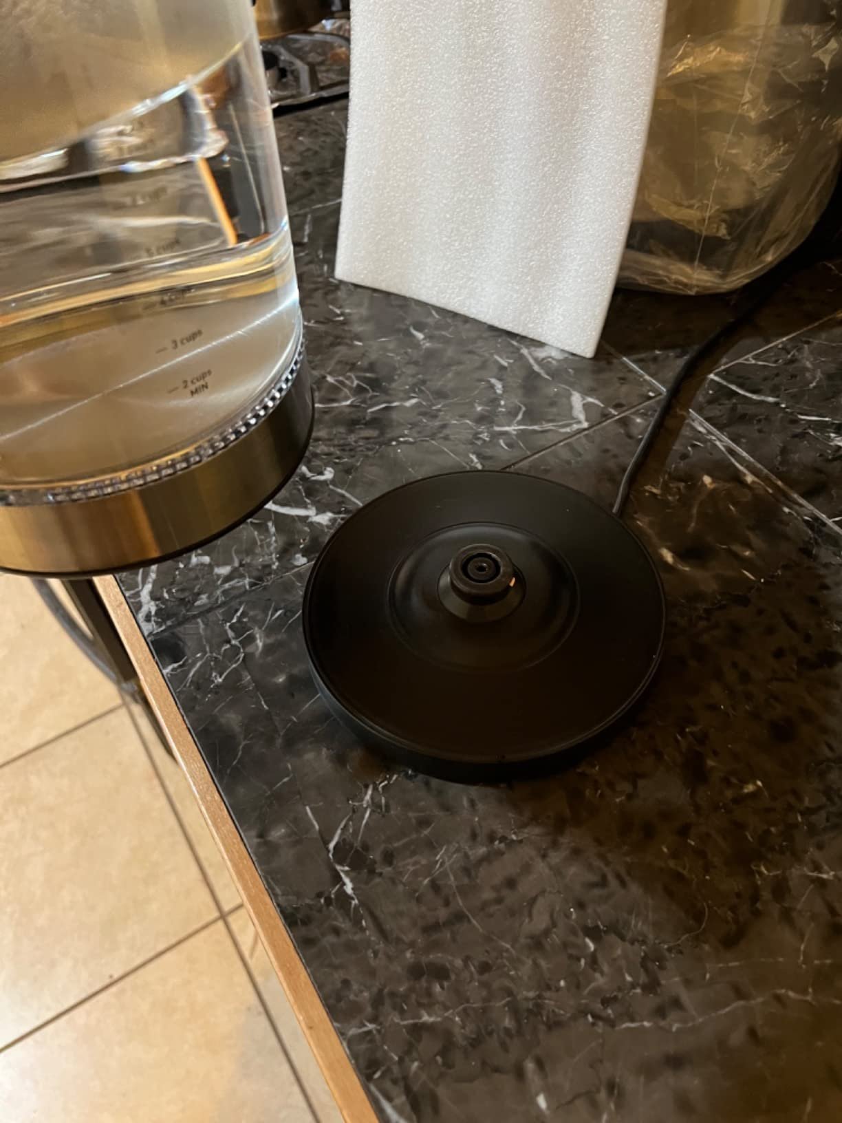 Cosori Electric Kettle. No Plastic Contact With Water. Wide Mouth For Easy Cleaning. Auto Shut Off. 1.7L Tea Kettle & Hot Water Boiler. Water Heater & Teapot. Borosilicate Glass. Black. 1500W photo review