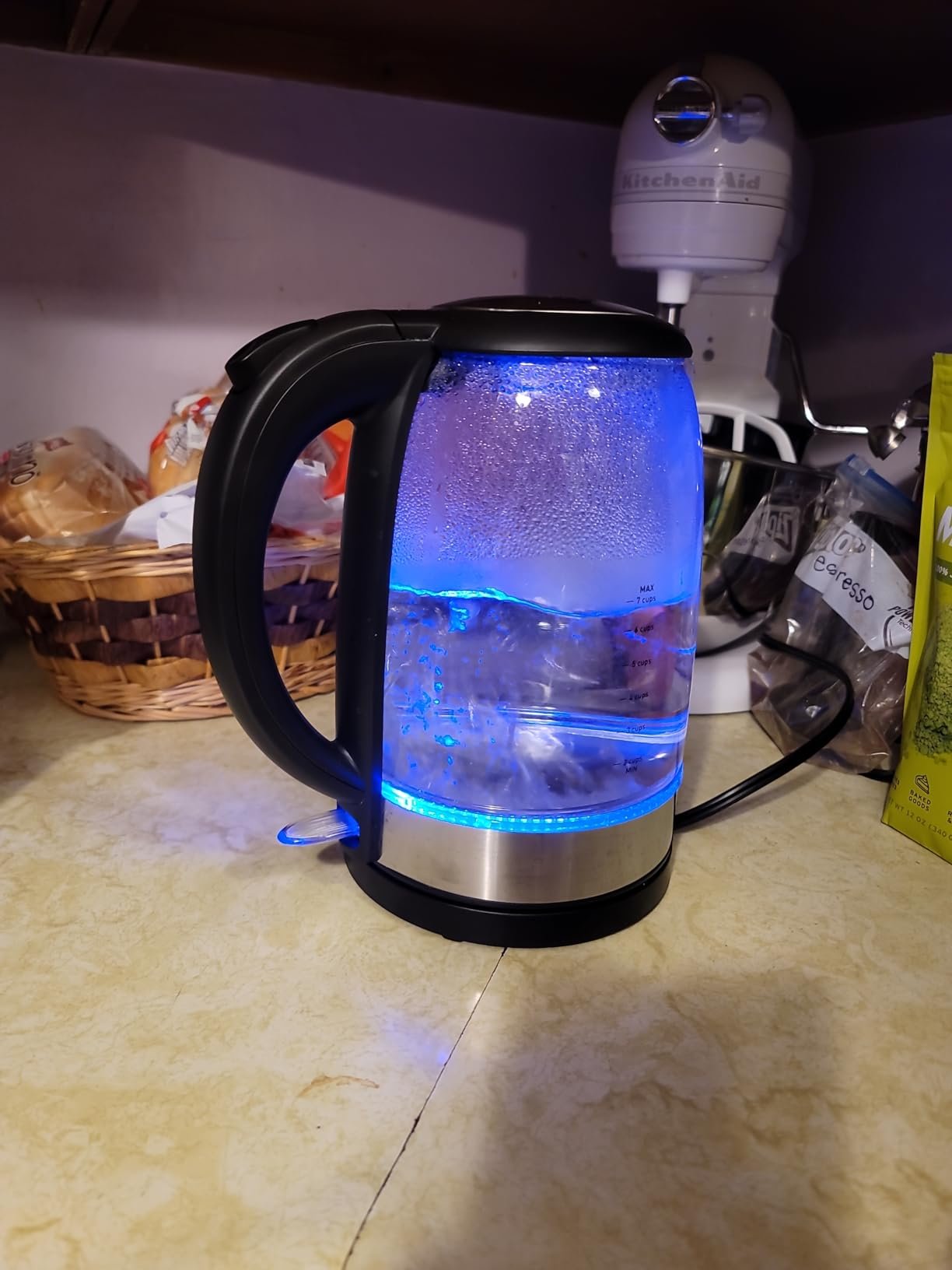 Cosori Electric Kettle. No Plastic Contact With Water. Wide Mouth For Easy Cleaning. Auto Shut Off. 1.7L Tea Kettle & Hot Water Boiler. Water Heater & Teapot. Borosilicate Glass. Black. 1500W photo review