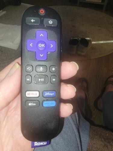 Roku Streaming Stick 4K - HDR & Dolby Vision Roku Streaming Device for TV with Voice Remote & Long-Range Wi-Fi - Free & Live TV photo review