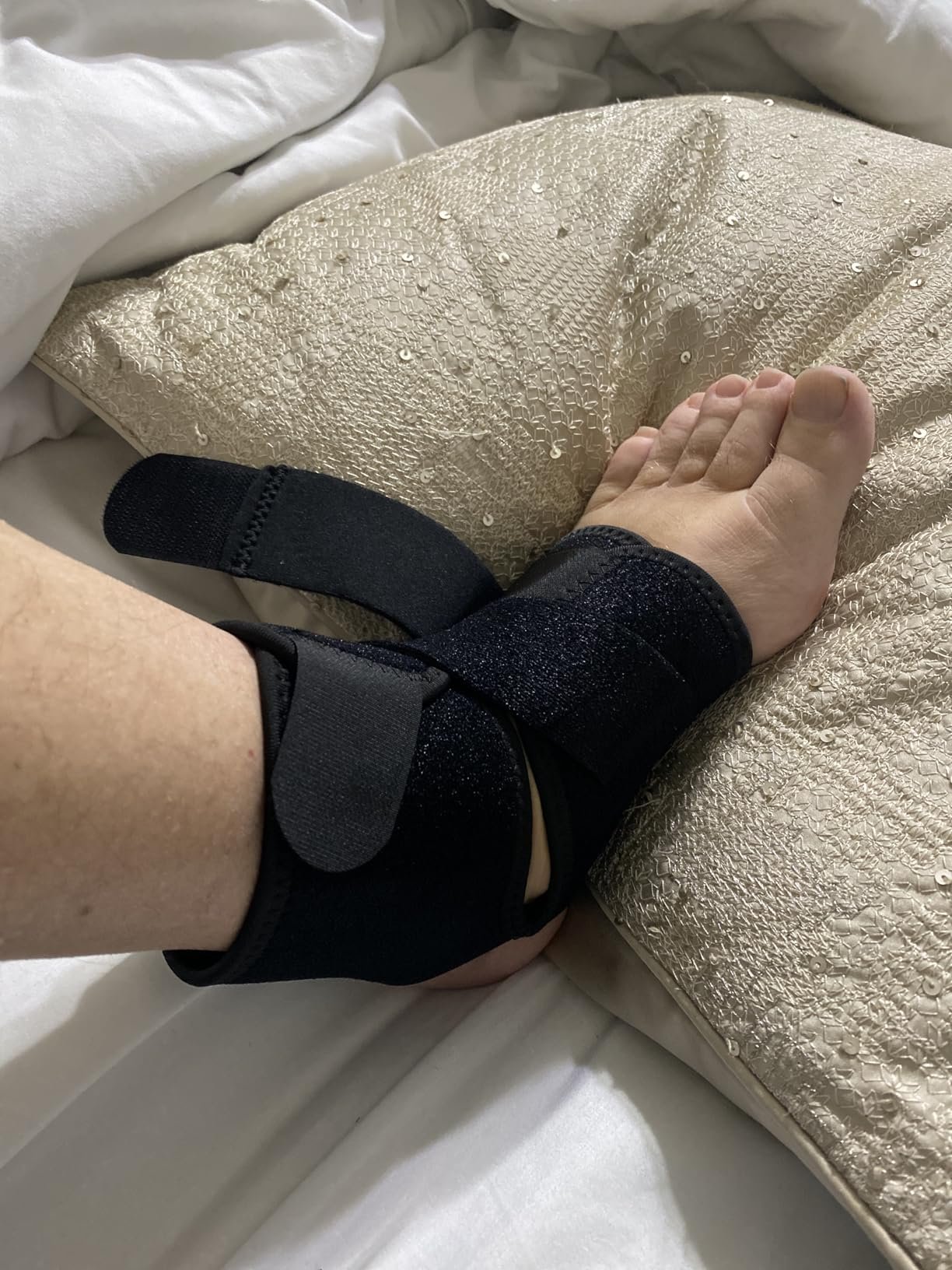 Bodyprox Ankle Support Brace. Breathable Neoprene Sleeve. Adjustable Wrap! (1 Pack) photo review