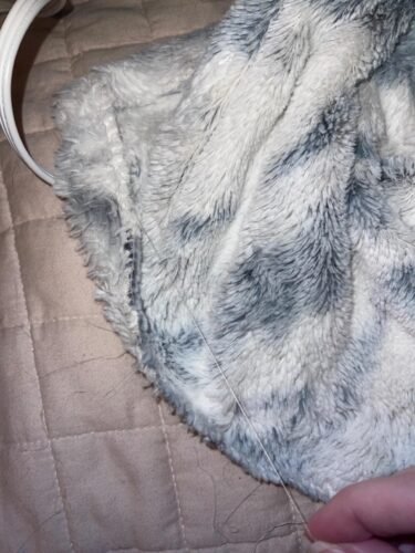 WOOMER Heated Blanket Throw 50 x 60. Electric Blanket Throw with 4 Heating Levels & 4H Auto Off. ETL Certified. Marble Grey Double-Sided Faux Fur. Over-Heat Protect. Machine Washable photo review