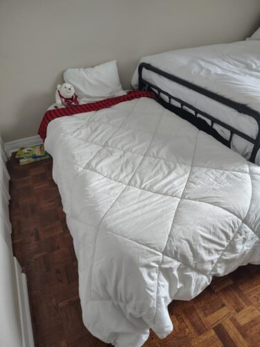 Queen Air Mattress with Built-in Pump. 18 Raised Blow Up Mattress. 800 lbs Max Honeycomb Air Bed. 48Hr Leak-Proof Test. 3min Inflatable Mattress for Home. Guests. Camping. Colchones inflables photo review