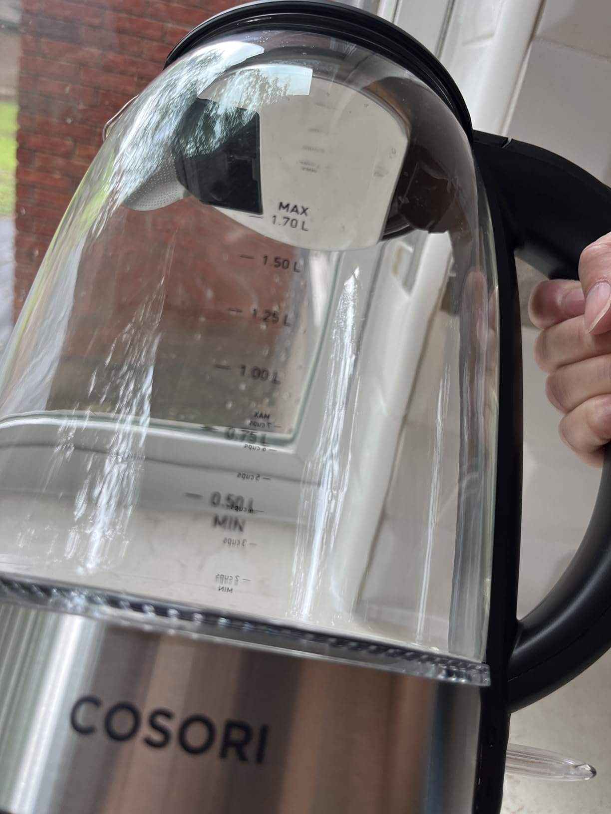 Cosori Electric Kettle. No Plastic Contact With Water. Wide Mouth For Easy Cleaning. Auto Shut Off. 1.7L Tea Kettle & Hot Water Boiler. Water Heater & Teapot. Borosilicate Glass. Black. 1500W photo review