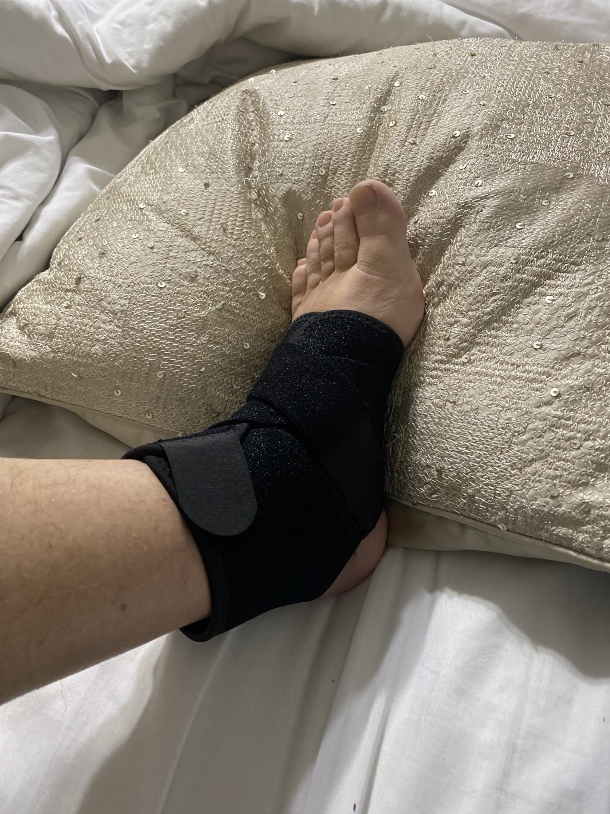 Bodyprox Ankle Support Brace. Breathable Neoprene Sleeve. Adjustable Wrap! (1 Pack) photo review