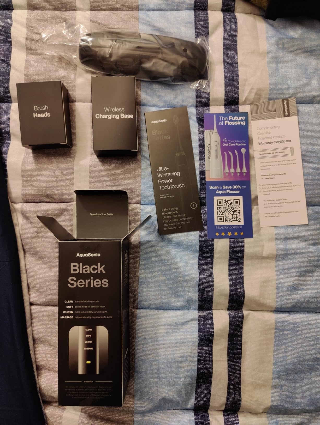 Aquasonic Black Series Ultra Whitening Toothbrush – ADA Accepted Electric Toothbrush- 8 Brush Heads & Travel Case – 40.000 VPM Electric Motor & Wireless Charging - 4 Modes w Smart Timer photo review